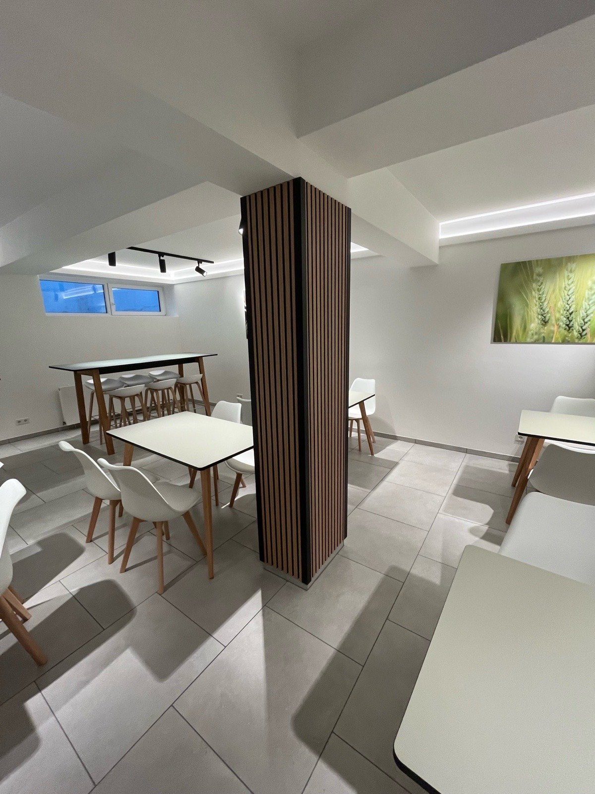 Kantine Deutsche Tiernahrung — Bild 5