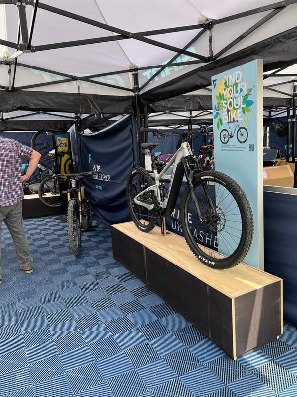 Giant Bikes