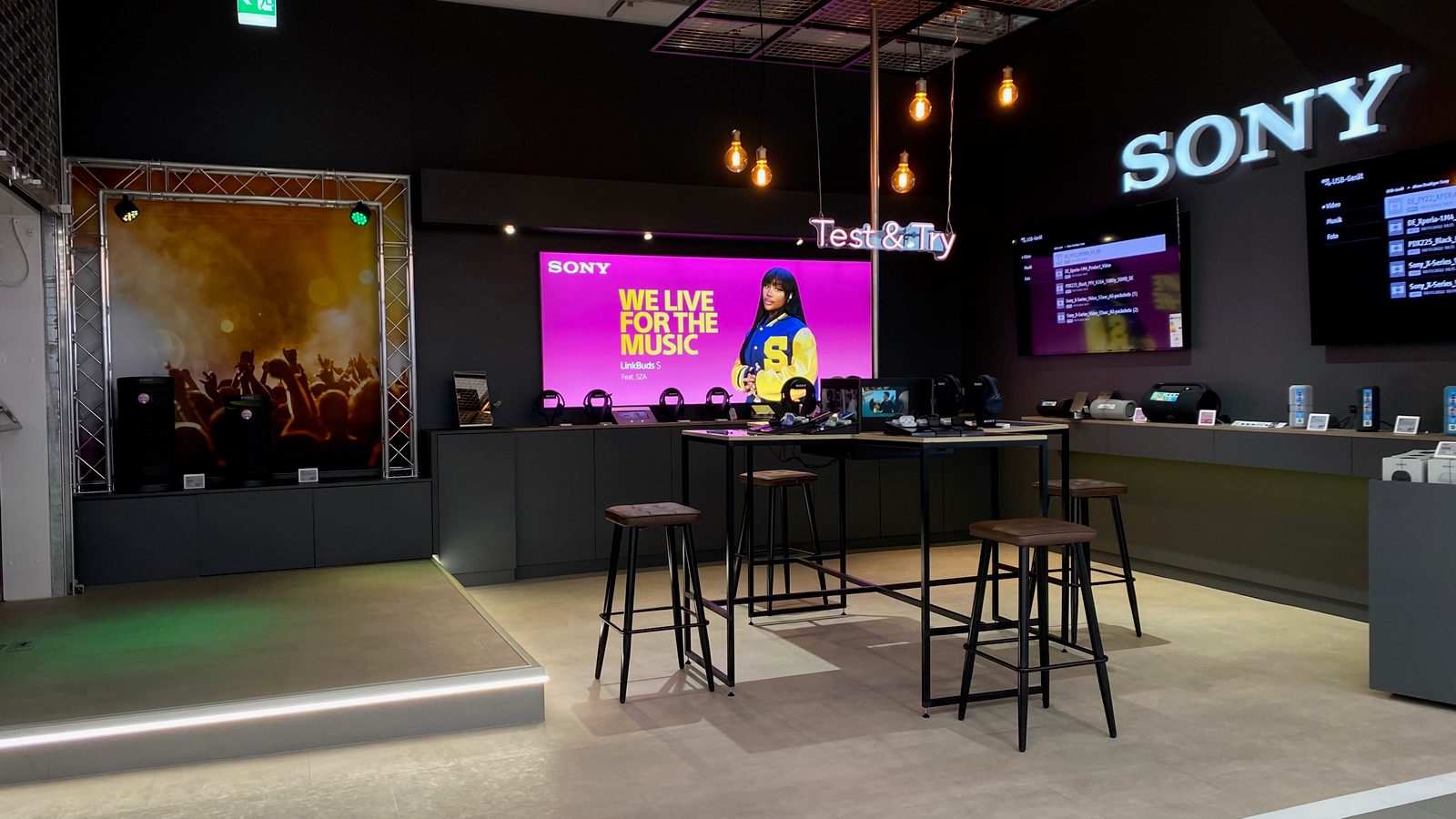 Sony Lounge at Saturn Hamburg – A Custom Presentation Space by Brandstifter — Image 3